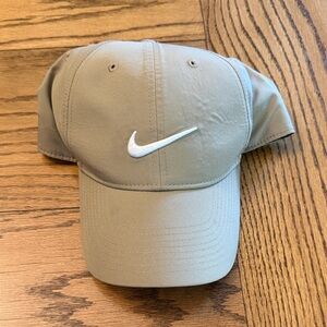 Nike Beige Dry fit men’s cap